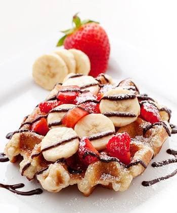 Waffle de Nutella e Fruta